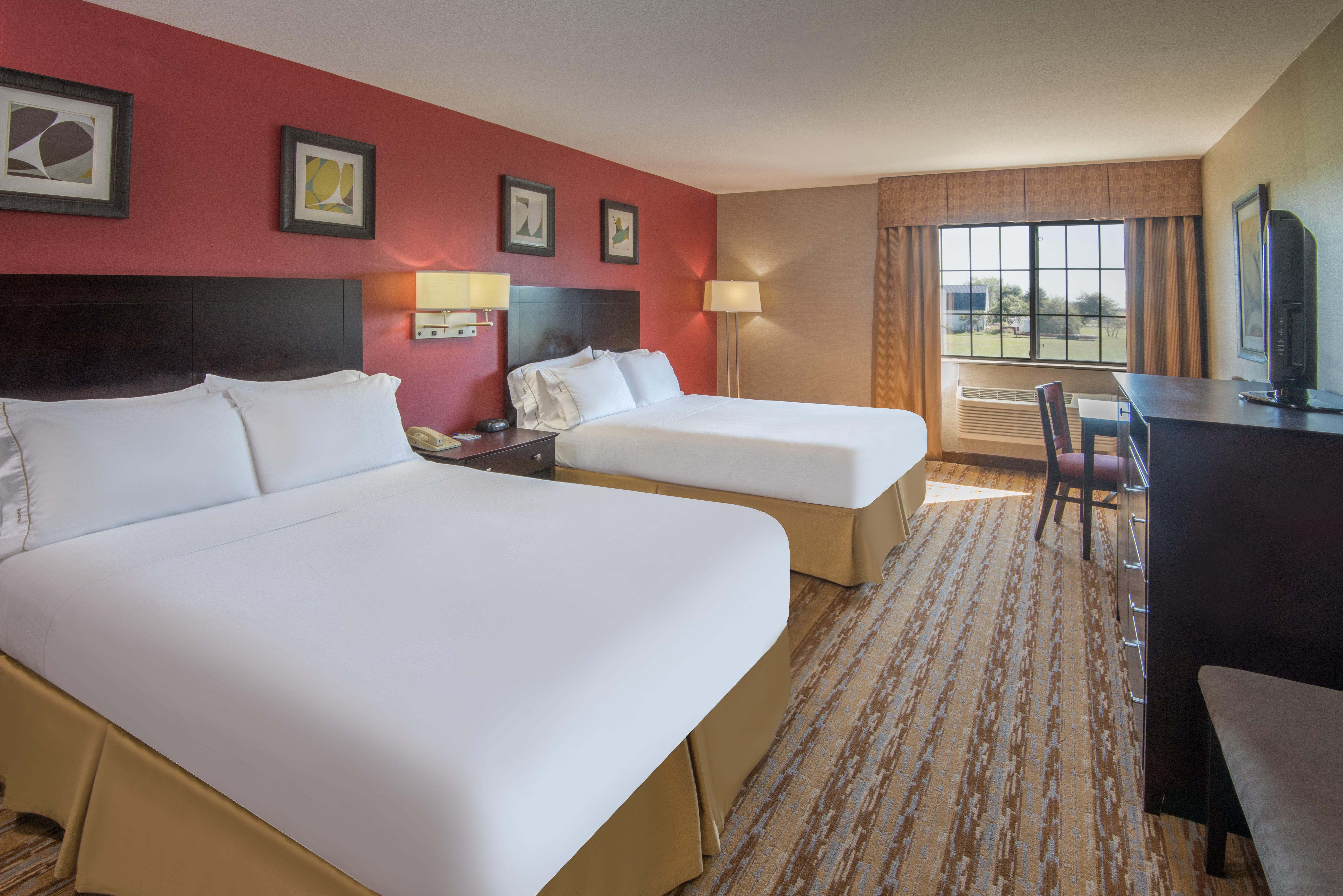 Holiday Inn Express Hotel & Suites Wauseon By Ihg Esterno foto